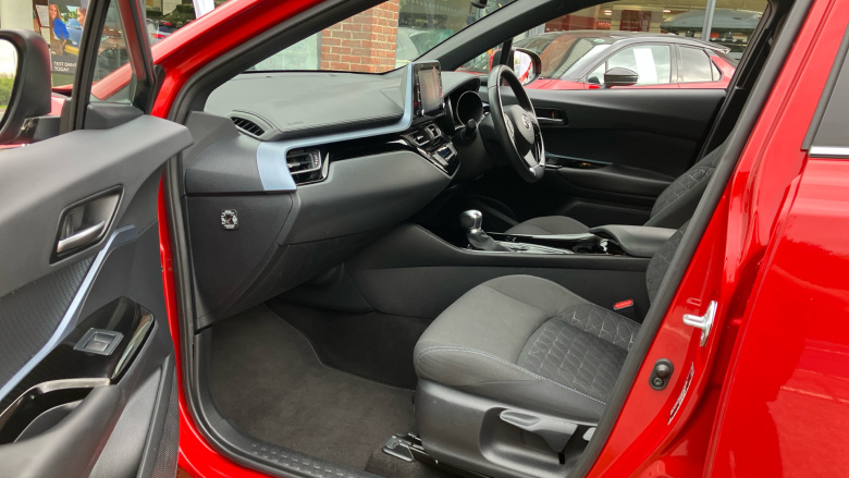 Toyota C-HR 1.8 Hybrid Design 5dr CVT Hybrid Hatchback
